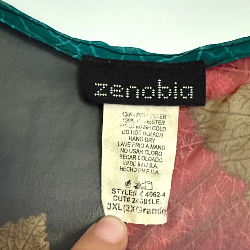 Zenobia Teal and Red Leaf Patterned - Picture 2 of 4